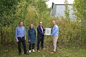 Jan Fries (1. v. r.), Staatsrat bei der Senatorin für Umwelt, Klima und Wissenschaft, überreicht Dr. Florian Siedenburg (2. v. r.) von der ECO°COOL GmbH die Auszeichnungsurkunde. Annette Schimmel (2. v. l.) von der BIS Bremerhaven und Torsten Stadler (1. v. l.) von der Geschäftsstelle Umwelt Unternehmen gratulierten. Jan Fries (1. v. r.), Staatsrat bei der Senatorin für Umwelt, Klima und Wissenschaft, überreicht Dr. Florian Siedenburg (2. v. r.) von der ECO°COOL GmbH die Auszeichnungsurkunde. Annette Schimmel (2. v. l.) von der BIS Bremerhaven und Torsten Stadler (1. v. l.) von der Geschäftsstelle Umwelt Unternehmen gratulierten.